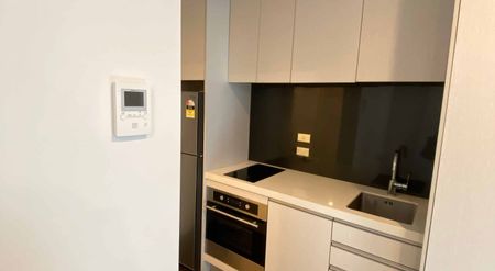 Executive Fully Furnished Studio on Swanson, CBD - Photo 2