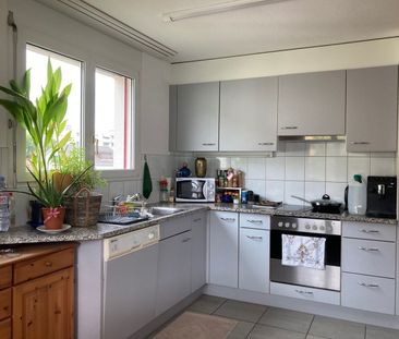 APPARTEMENT DE 2 PIÈCES À STEIN (AG), MEUBLÉ, TEMPORAIRE - Foto 2