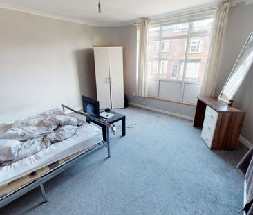 54 Manor Drive, Leeds, LS6 1DD - Photo 3