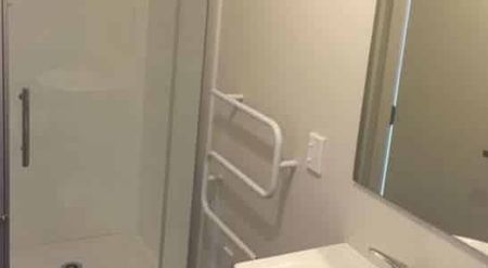 Studio unit living in Hamilton city. - Photo 5