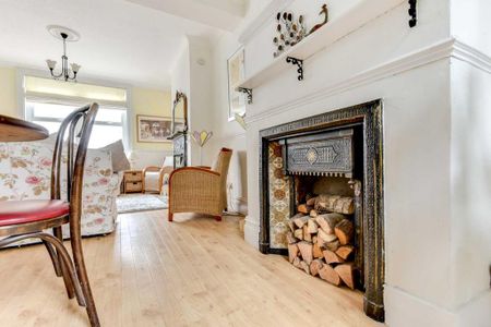 1 bedroom detached house to rent - Photo 3