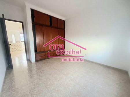 Moradia T2 em Setúbal - Foto 2