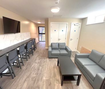 6 Bed Flat, Bristol, BS2 - Photo 1