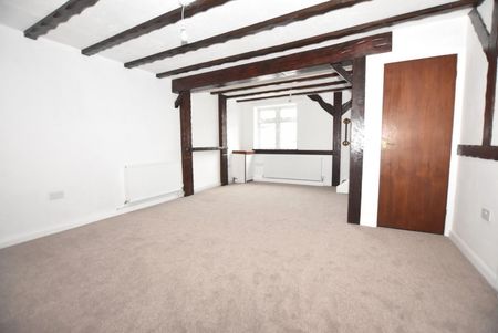 2 bedroom House To Let - Photo 2
