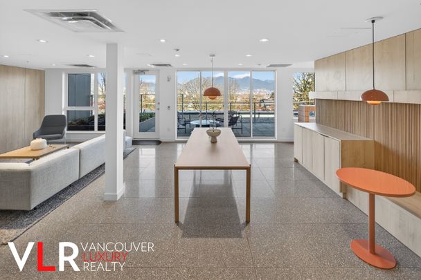 Condo in Vancouver East Side, BC - Photo 1