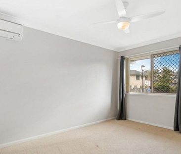 GREAT LOCATION AIR CONDITIONED TOWNHOUSE - Photo 5