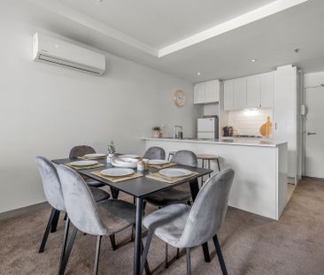 Fully Furnished - Spacious 2 Bedroom with a Car park! - Photo 4