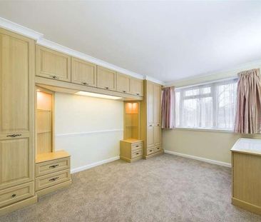 Whitby Road, Ruislip, HA4 - Photo 2