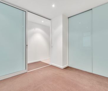 One Executive Bedroom with One Carpark for Rent!! - Photo 4