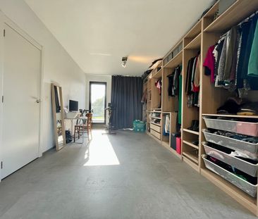 Prachtig modern appartement met groot terras - Photo 1