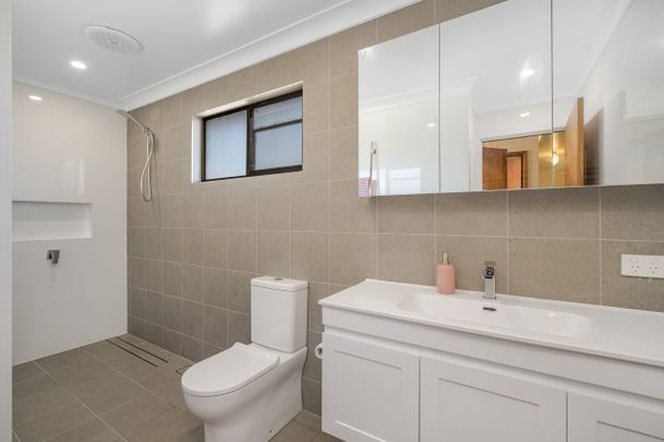 Rooms / 11 Catherine Street, Waratah West NSW 2298 - Photo 1