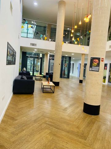 Medium Standard Double Ensuite - Photo 5