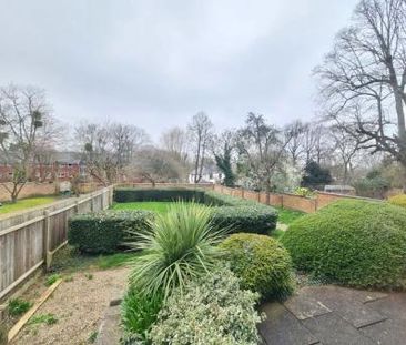 Park Hill Drive, Leicester - Photo 5