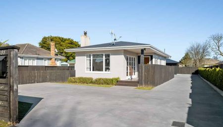 Stunning Three Bedroom in Fairfield - Photo 5