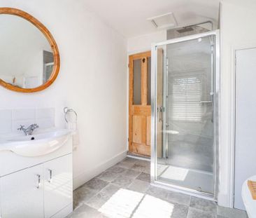 2 bedroom terraced house to rent - Photo 6