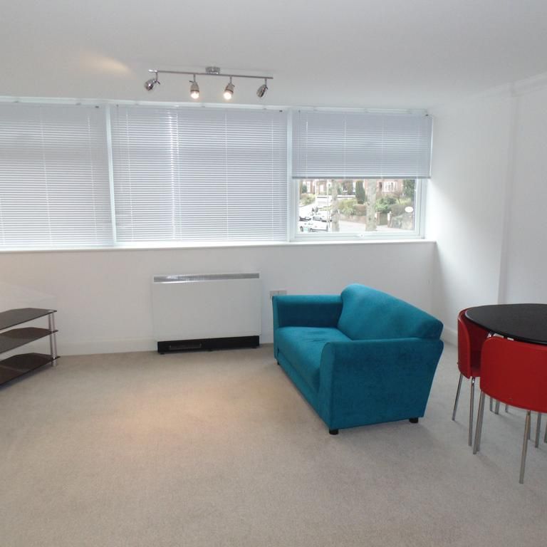 Studio to rent - Photo 1