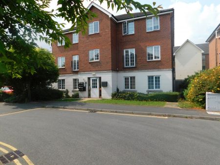 64b Kingfisher Way - 3 Bed and Allocated ParkingLoughborough - Photo 3