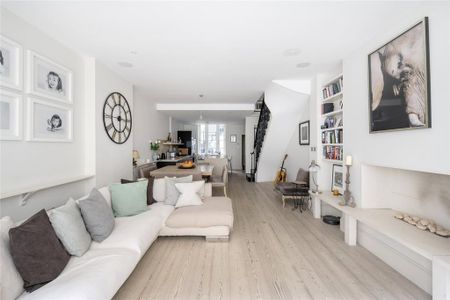 4 bedroom terraced house to rent - Photo 2