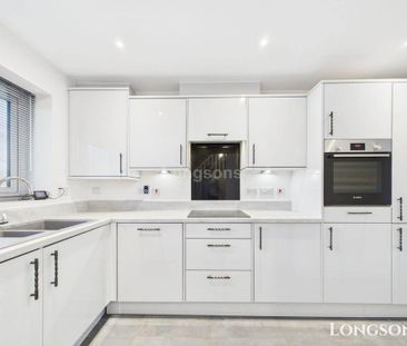 2 bedroom end of terrace house to rent - Photo 4