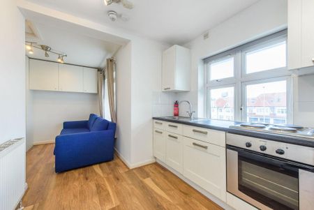 Studio to rent - Photo 5
