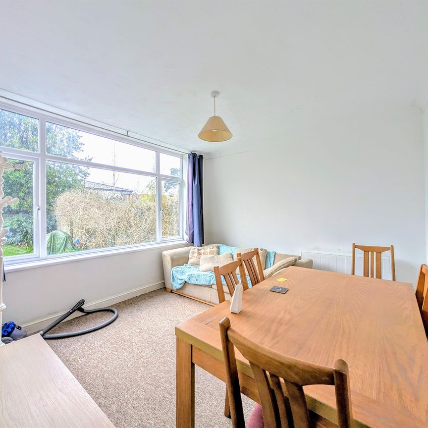 Winchester Road, Worthing - Photo 1