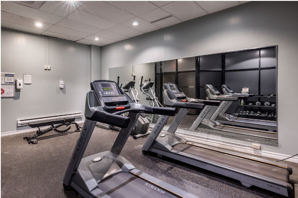 Deluxe Plus - Somerset, Halifax - Photo 1