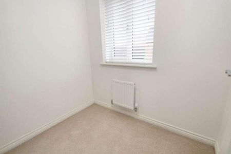 Stella Close, Aylesbury, HP18 - Photo 4