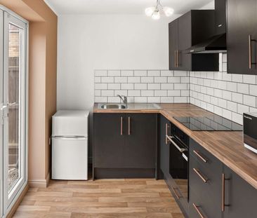 Hampton Gardens Studio 3 - Photo 4