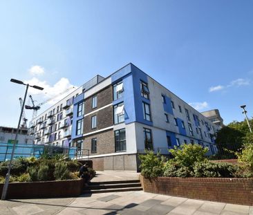 2 bedroom flat to rent - Photo 6