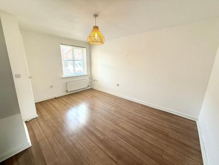 2 bedroom terraced house to rent - Photo 3