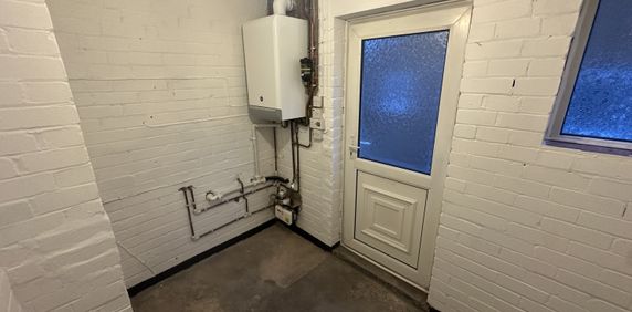 193 Wollaton Vale, Nottingham - Photo 2