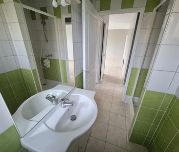 A LOUER Maison de plain pied 50160 Guilberville 4 pièce(s) 78 m2 - Photo 4