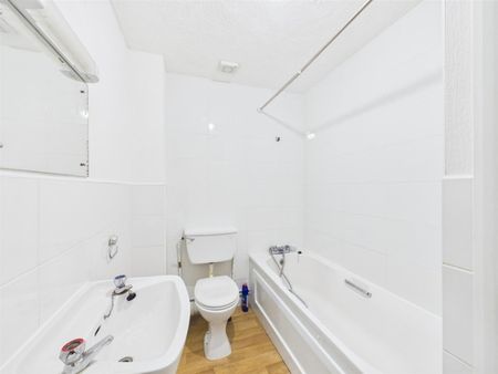 1 BED Flat To rent - Photo 4