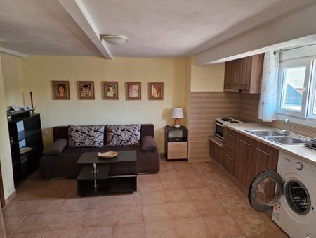 Studio/Γκαρσονιέρα για ενοικίαση - Μηχανιώνα, - Φωτογραφία 3