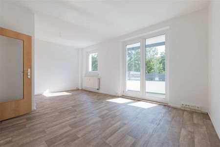 Großzügige 2- Zimmerwohnung mit Balkon - Foto 2