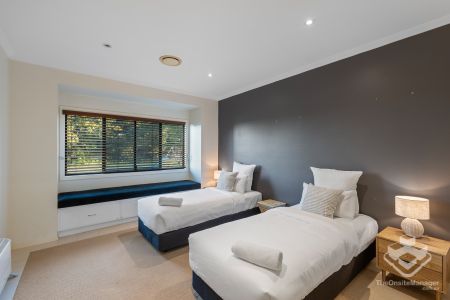 Spacious Family Home in a Peaceful Acreage Setting - Photo 4