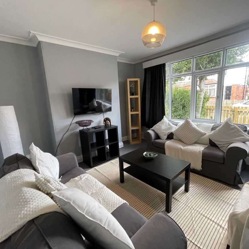 Estcourt Terrace - Photo 1