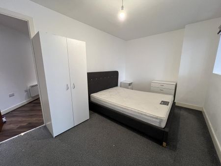 Studio to rent - Photo 3