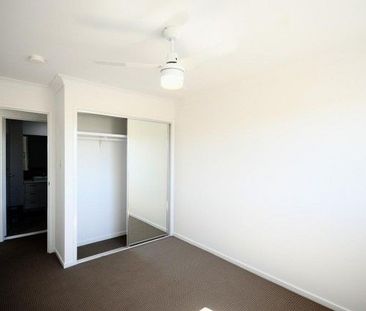TOWNHOUSE IN PRIME LOCATION - Photo 3
