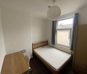 5 bedroom house to rent - Photo 4