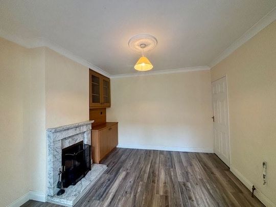 Stanford Green, Crumin, Dublin 12. - Photo 1
