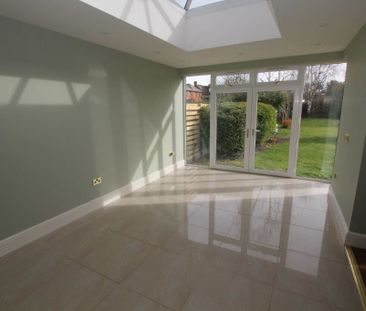 4 Bedroom Semi-Detached House, Chester - Photo 3