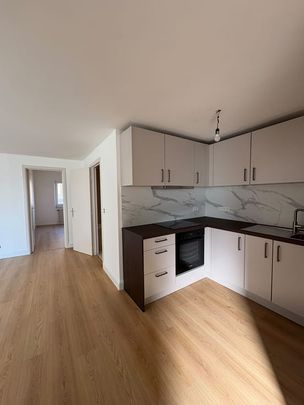 Appartement te huur - Photo 1