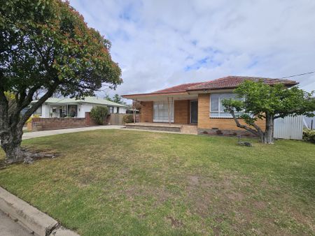 7 Mulqueeny Street - Photo 5