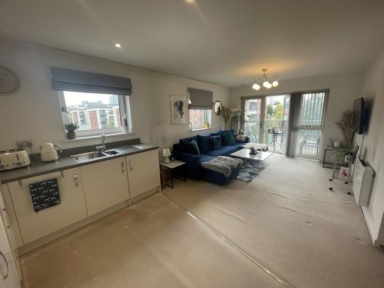 2 bedroom flat to rent - Photo 1