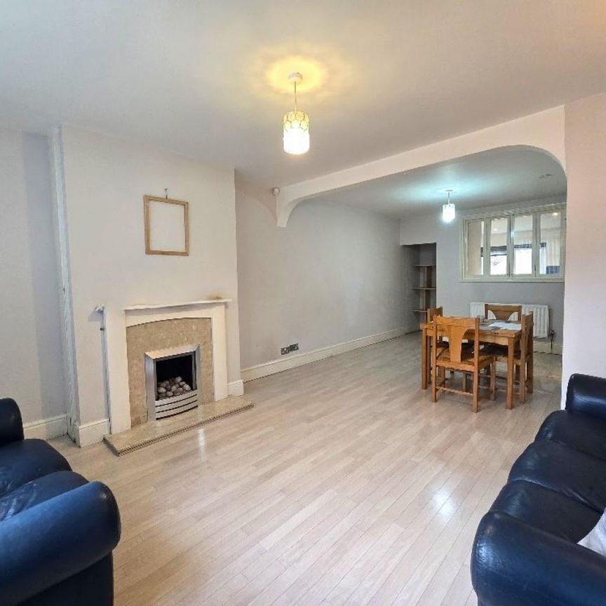 3 Bed Terraced House For Rent - Photo 1