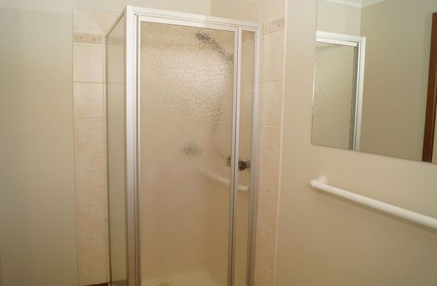 Well Located, Neat & Tidy Unit! - Photo 1