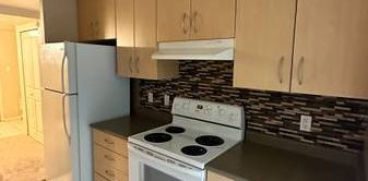 $2000 1 bedroom /1 Bathroom w/Den ( Latitude ) - Photo 2