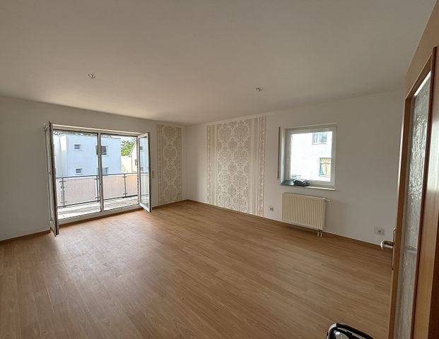 Schicke 3-Zimmer-Wohnung mit Balkon in zentraler und ruhiger Wohnlage! - Foto 1