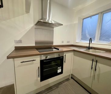 1 bedroom town house to let - Photo 4